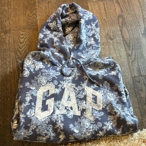 GapXLoveshackfancy blue floral sweatshirt size small